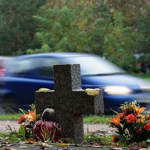 19 listopada - wiatowy Dzie Ofiar Wypadkw Drogowych