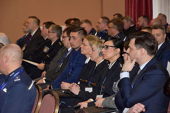 Trwa konferencja -"Poprawa bezpieczestwa w ruchu drogowym na przygranicznych szlakach komunikacyjnych Pomorza Zachodniego i Meklemburgii- Pomorza Przedniego" Interreg VA
