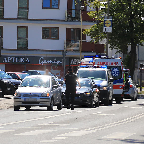 BMW uderzyo w toyot na ulicy Grunwaldzkiej