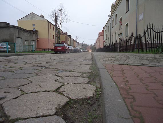 Kolejna ulica na Warszowie do przebudowy